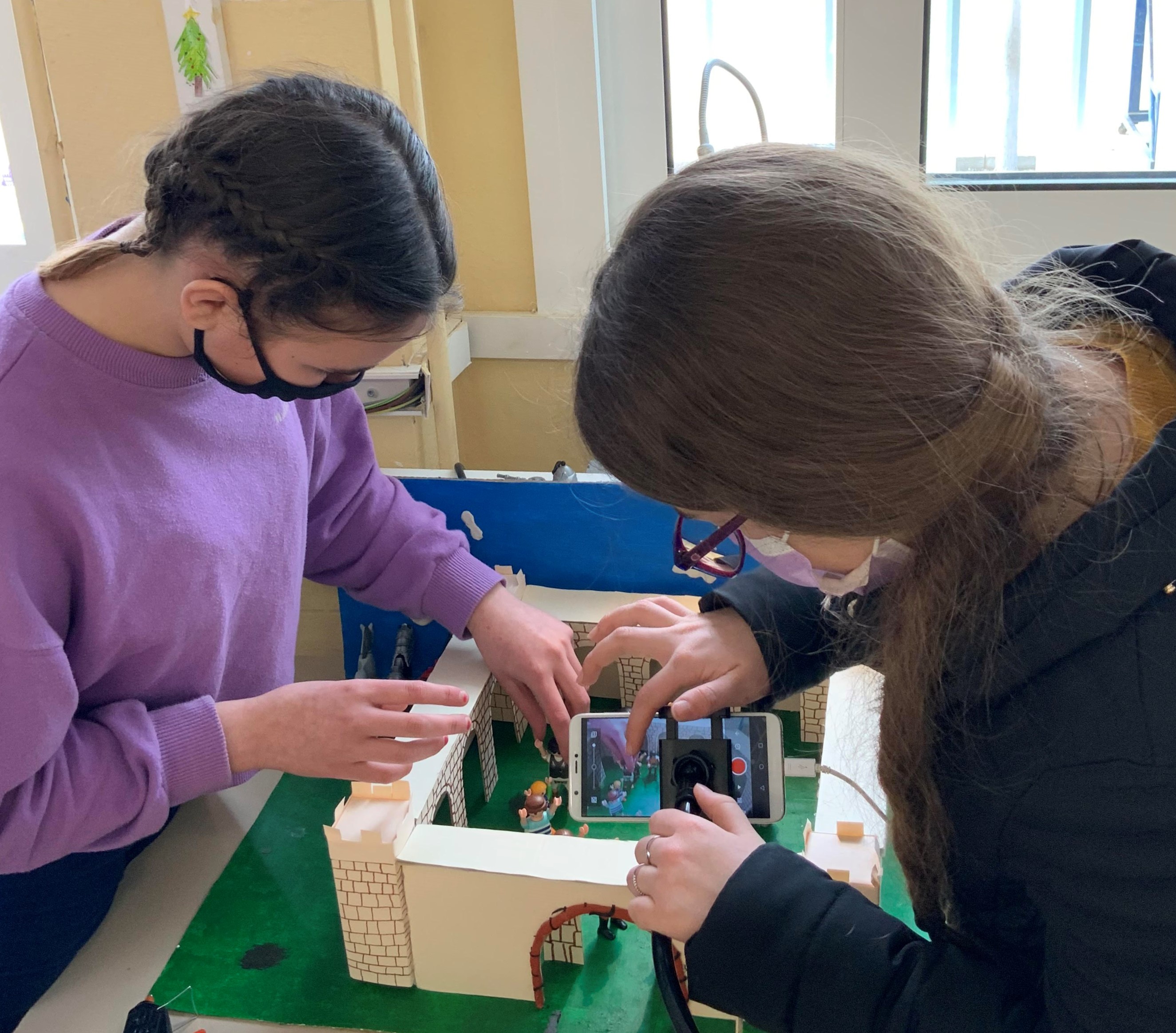 2021 02 22 EDAT MITJANA3 2 