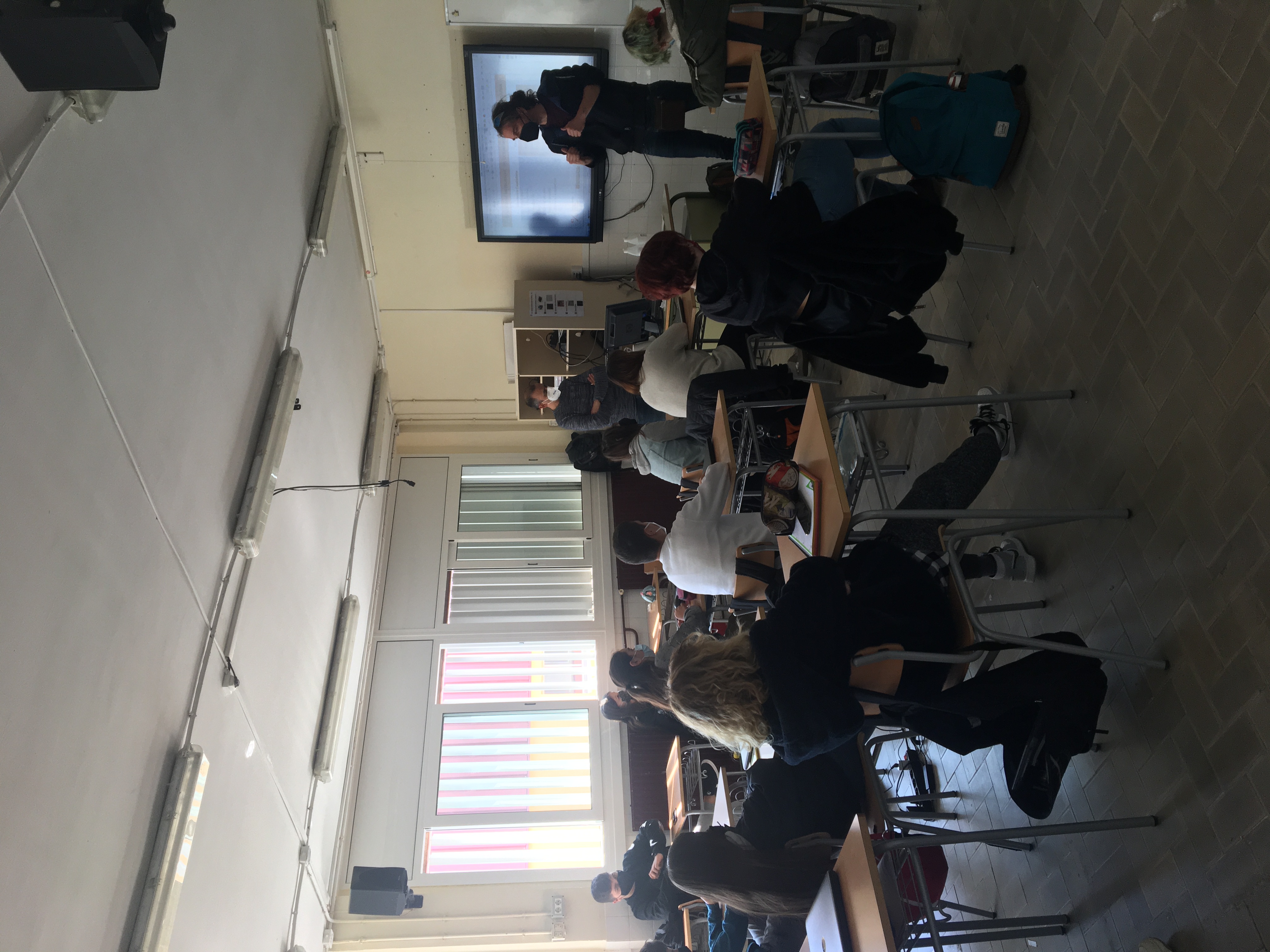 2021 03 25 economia escac