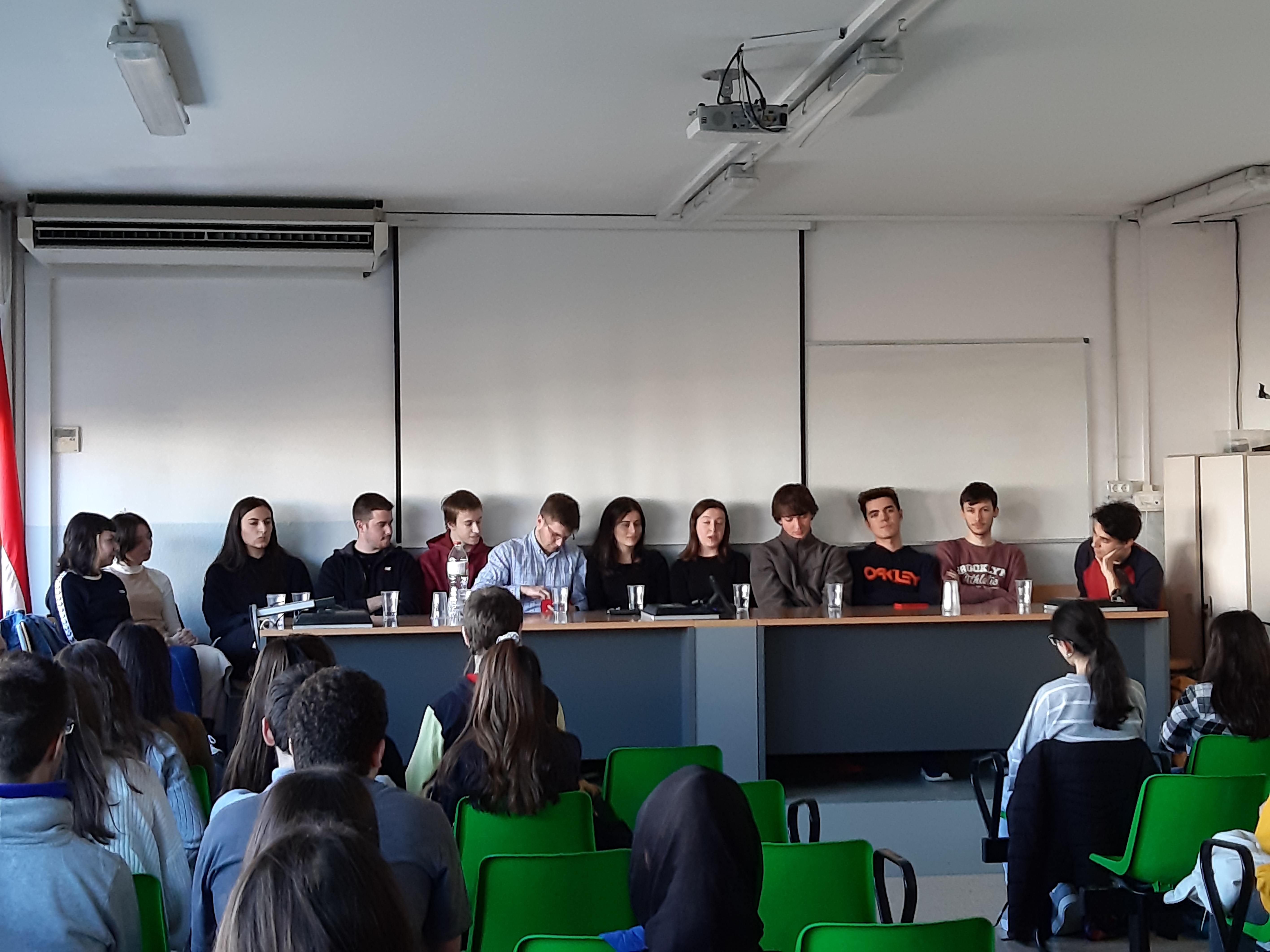 2020 02 04 taula rodona 2 bat 1