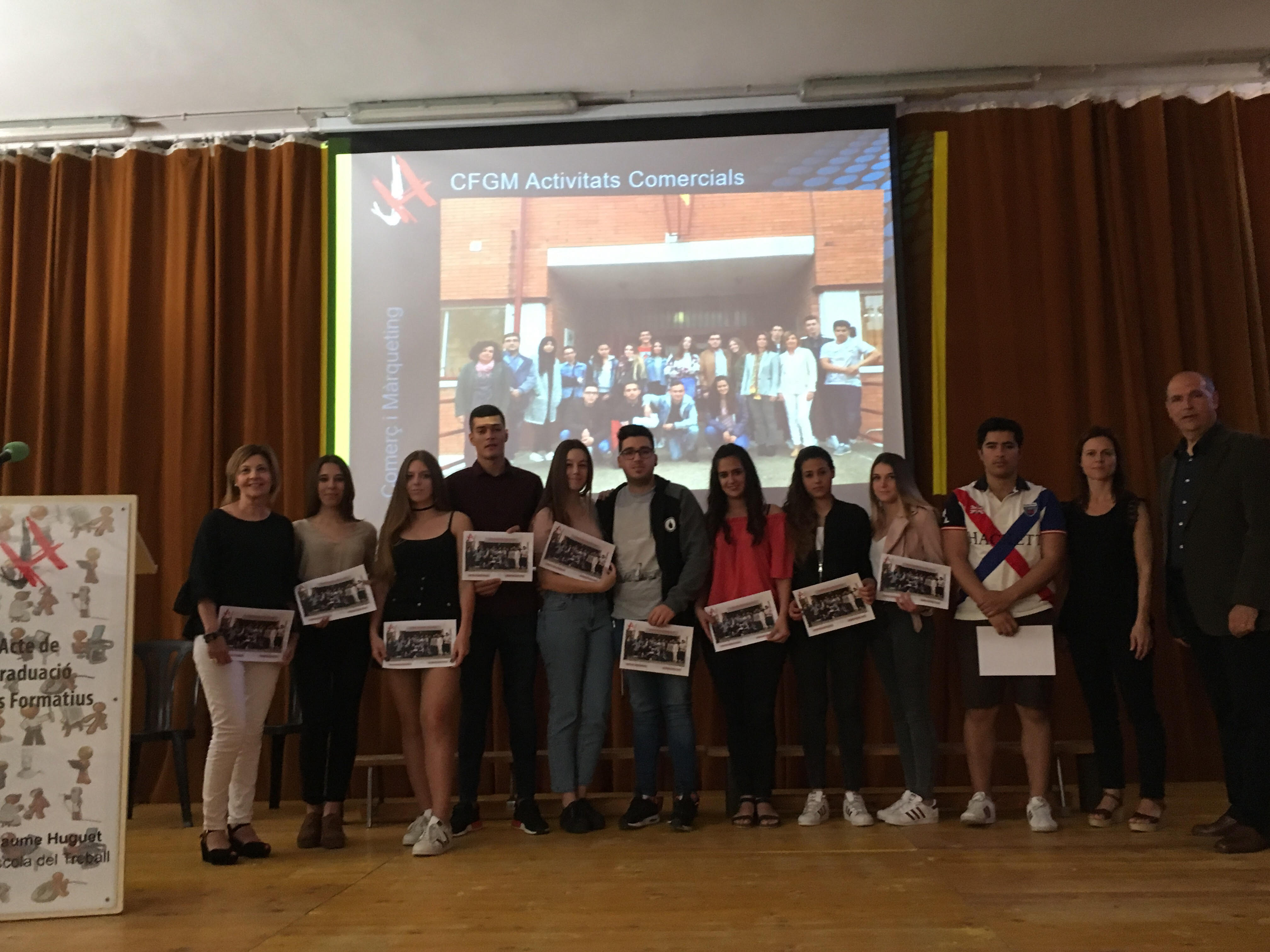 GRADUACIÓ CFGM COMERÇ