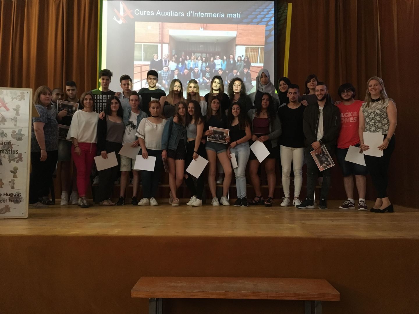 GRADUACIÓ CFGM CURES Copy