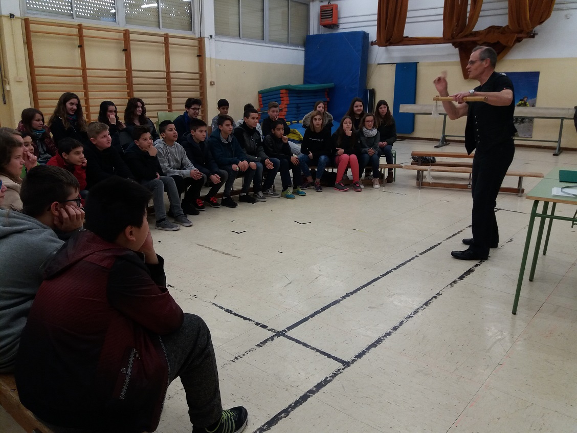 JHLANG magicENGLISH TEACHER