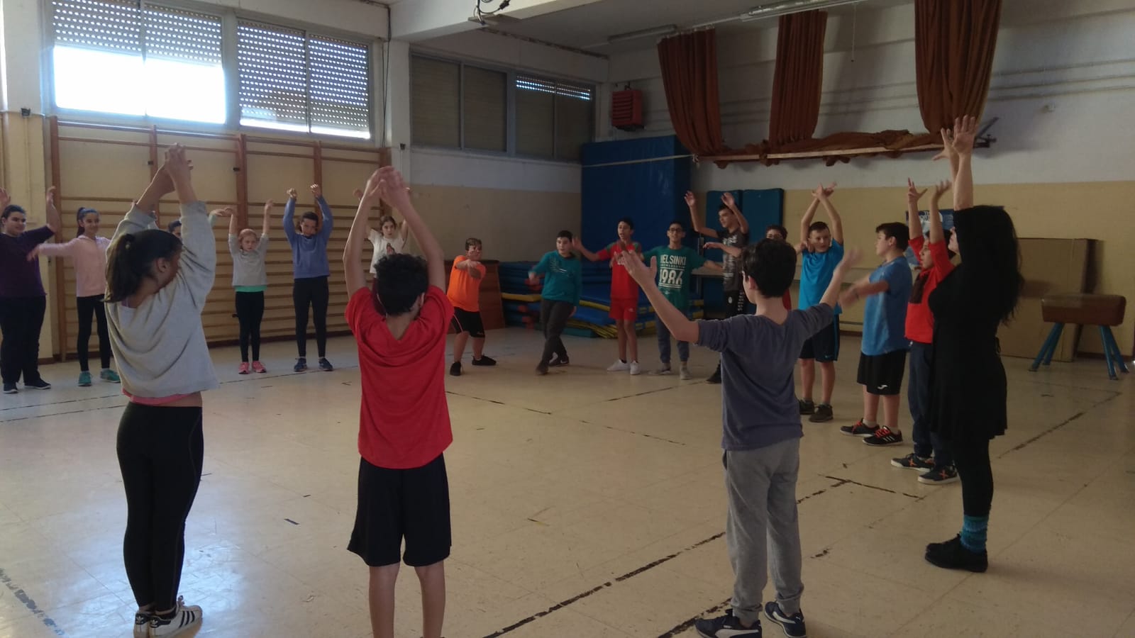 GRÈCIA I LES ESTRELLES DANSA