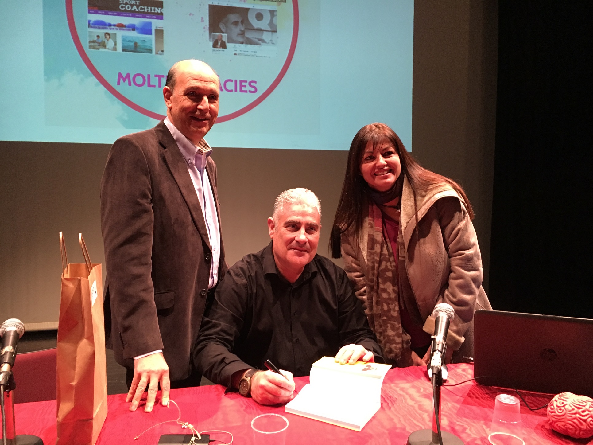 JORNADES FIRMA LLIBRE